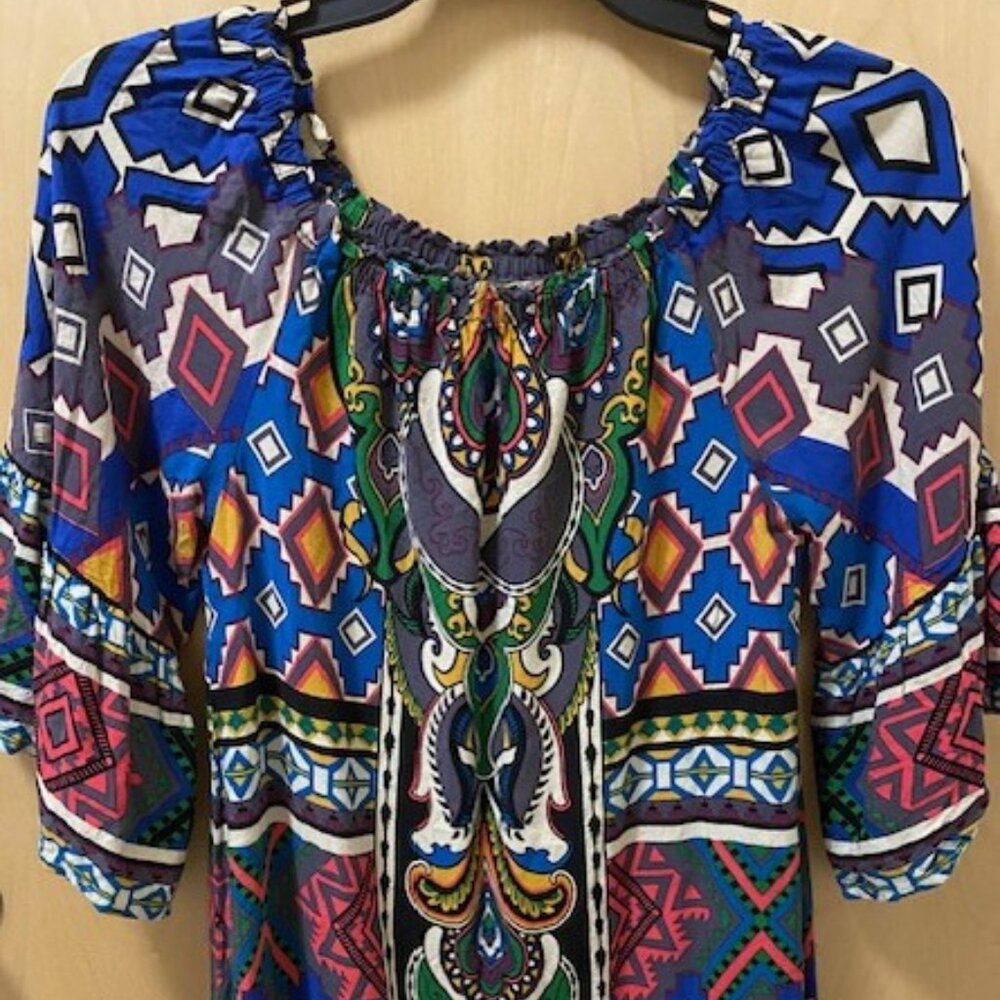 Flying Tomato Tunic Top EUC